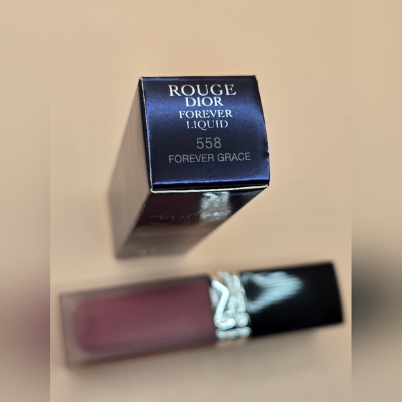 Rouge Dior Forever Liquid Transfer Proof Matte Liquid Lipstick Forever Grace 558 - Picture 3 of 3